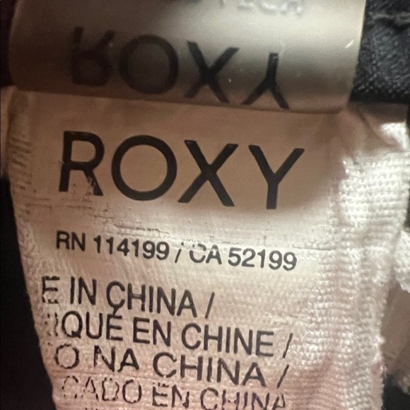 Roxy Black Casual Shorts - Picture 2 of 3